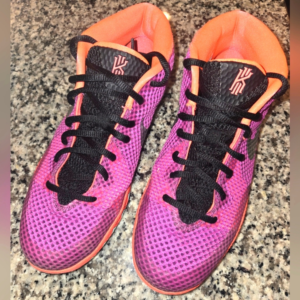 Kyrie Basketball Shoes